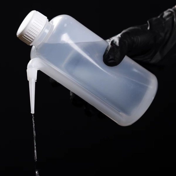 Präzisions-Spritzflasche (250 ml) – Das unverzichtbare Tool für dein 3D-Finish